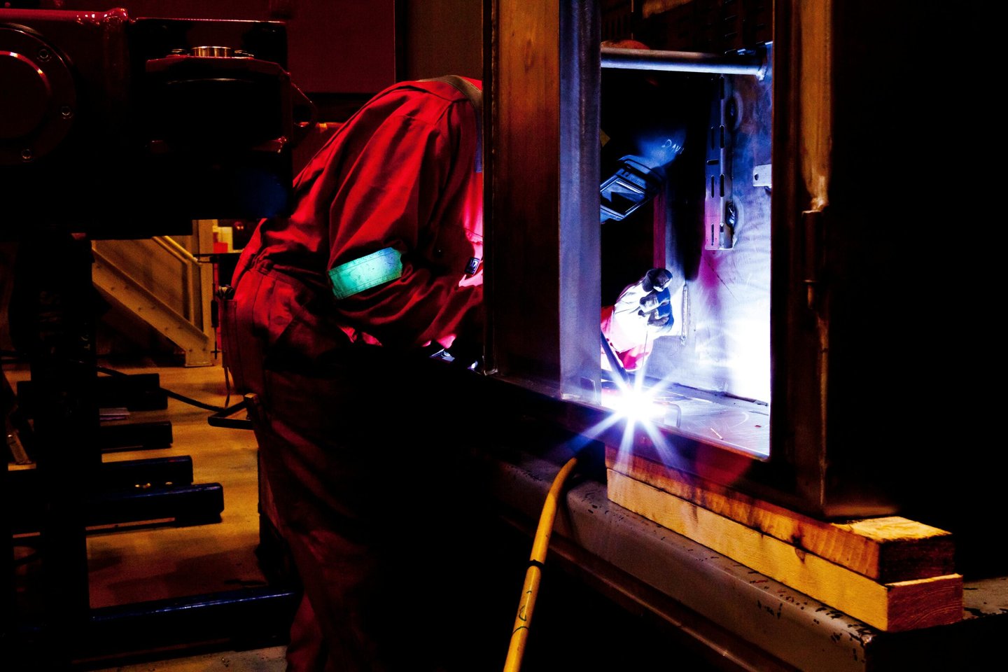 What does a Custom Precision Sheet Metal Fabricator do?